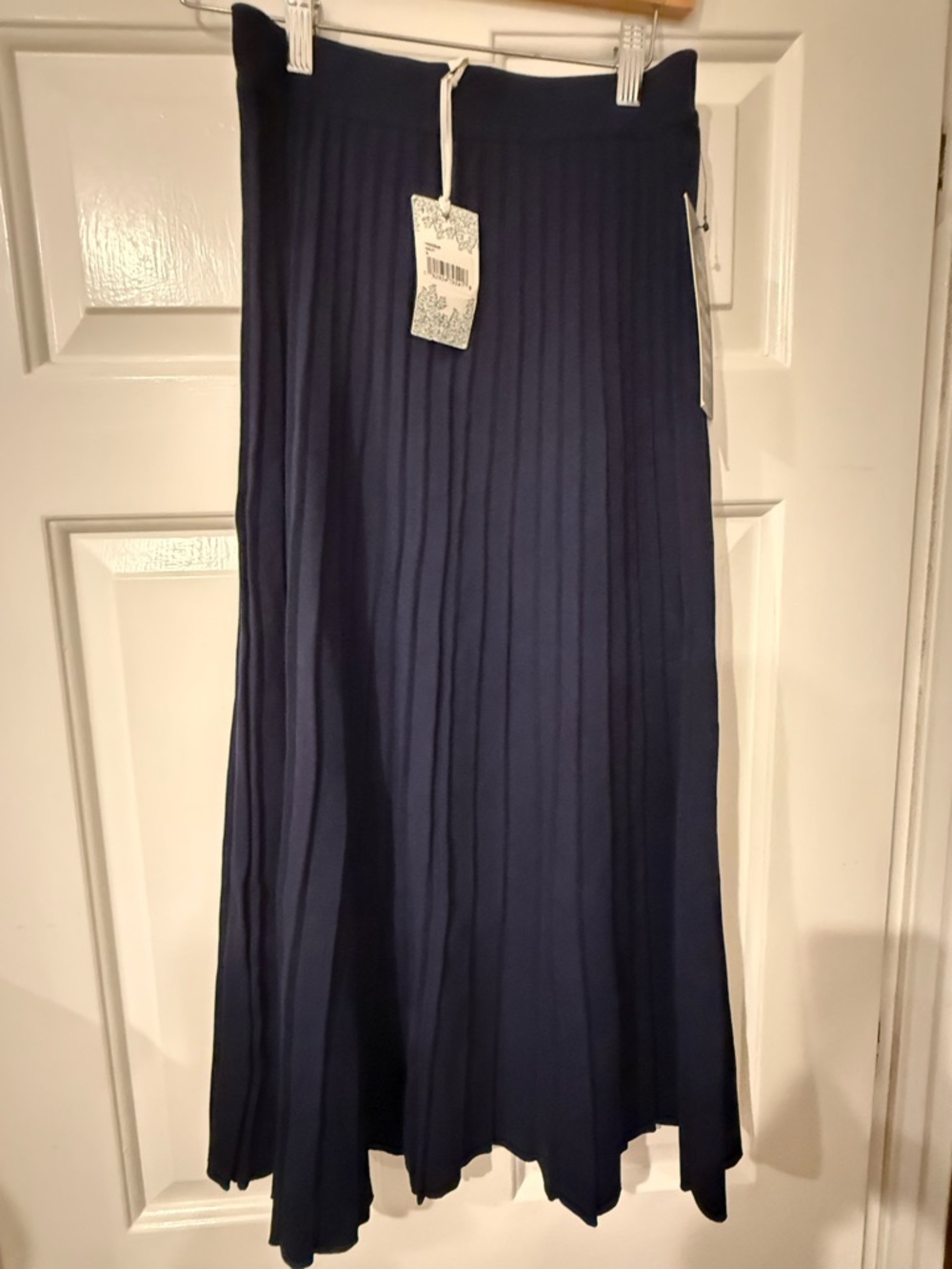 Classic Navy Pleated Maxi Skirt — Timeless Everyday Style